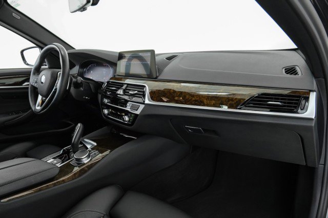 Used 2020 BMW 540i xDrive image 10