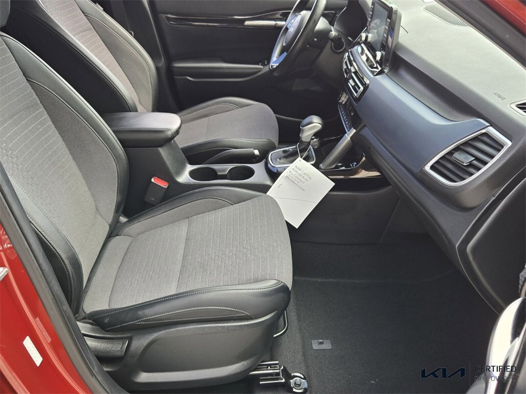 Certified 2023 Kia Seltos S image 18