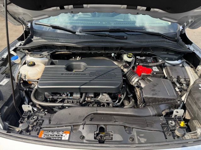 Used 2020 Ford Escape Titanium image 13