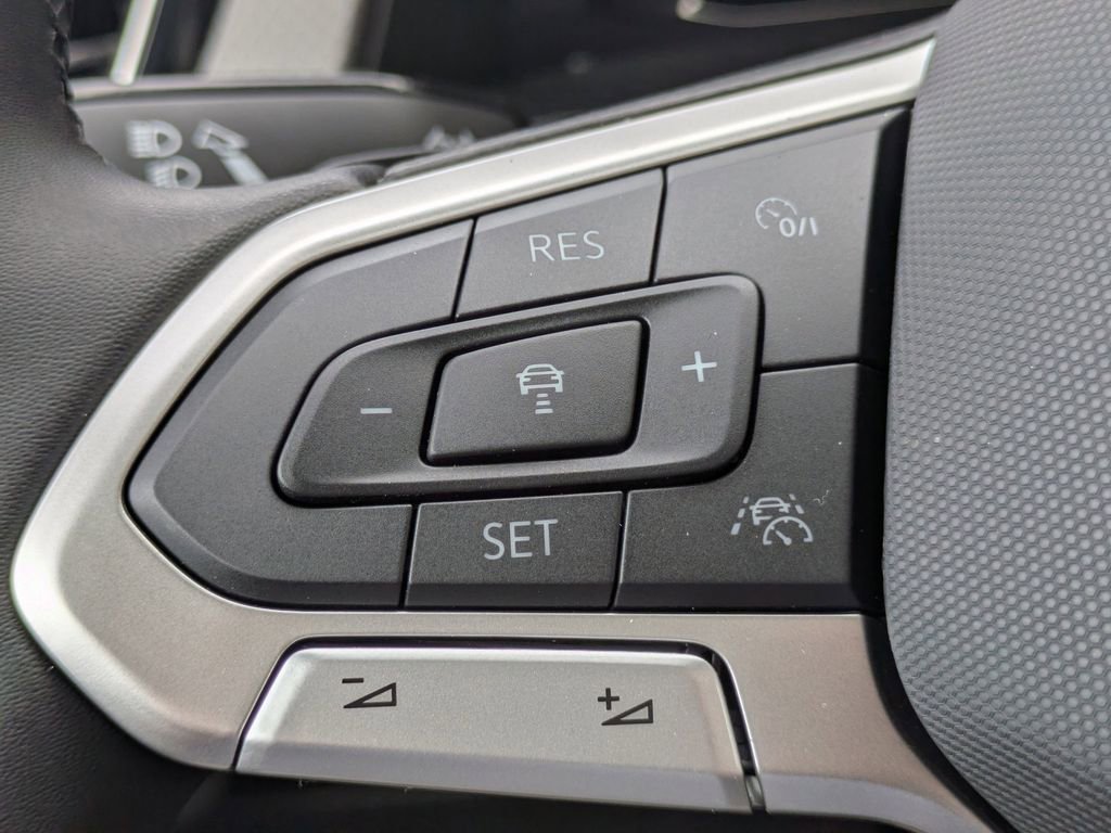 New 2026 Volkswagen Atlas Peak Edition image 25