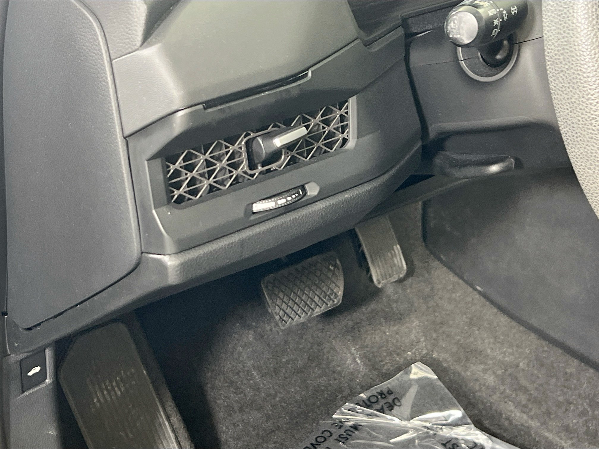Used 2023 Honda Accord EX image 10