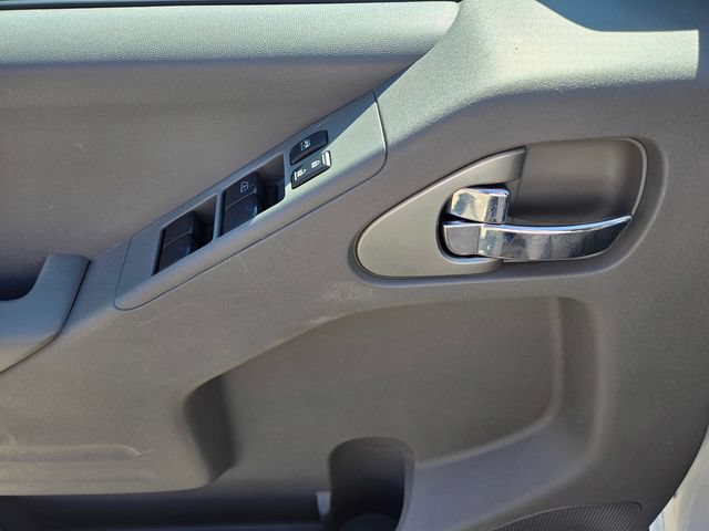 Used 2019 Nissan Frontier SV AWD/4WD image 18