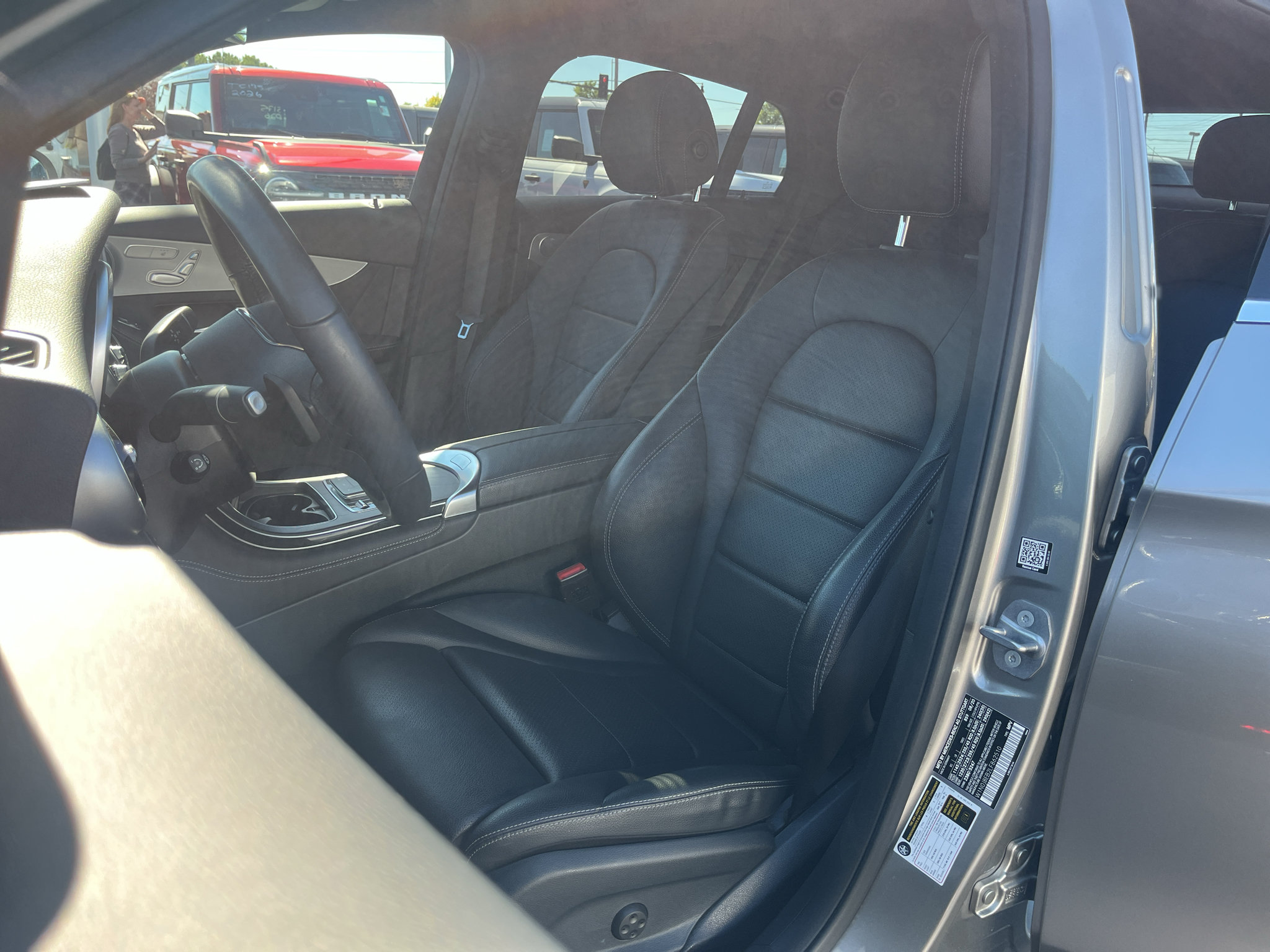 Used 2020 Mercedes-Benz GLC 300 4MATIC Coupe image 24