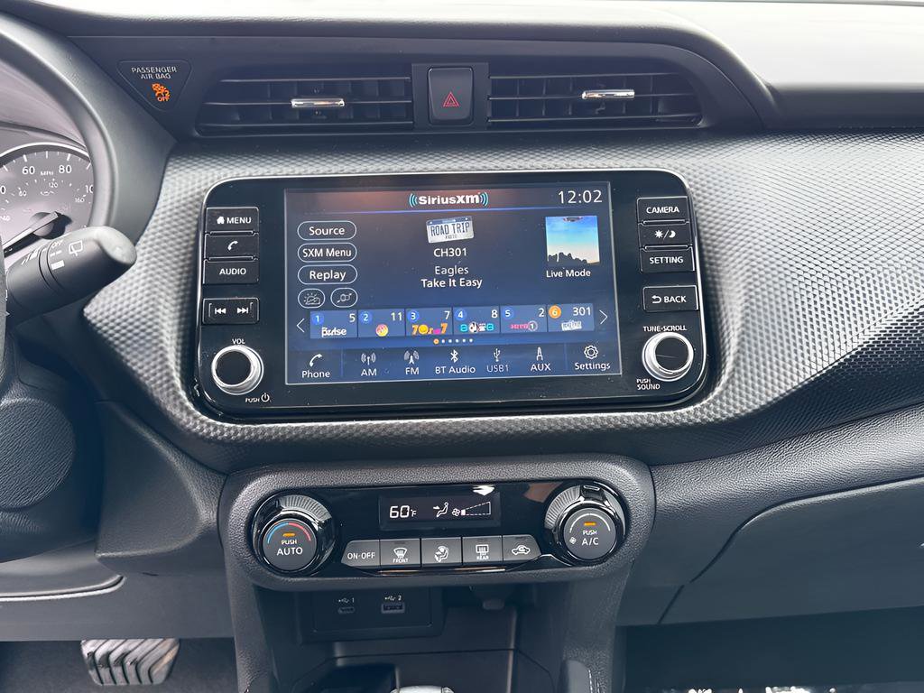 Used 2021 Nissan Kicks SV FWD image 7
