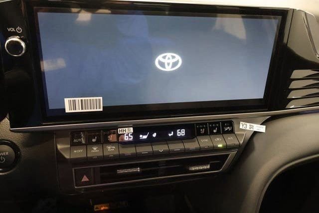 New 2026 Toyota Camry XSE AWD/4WD image 18