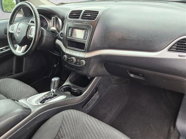 Used 2018 Dodge Journey SE w/ Connectivity Group FWD image 22