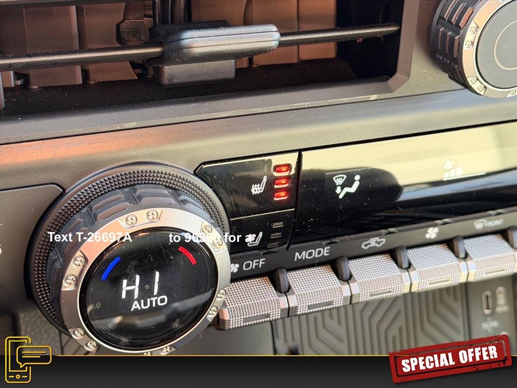 Used 2024 Toyota Tacoma Trailhunter image 21