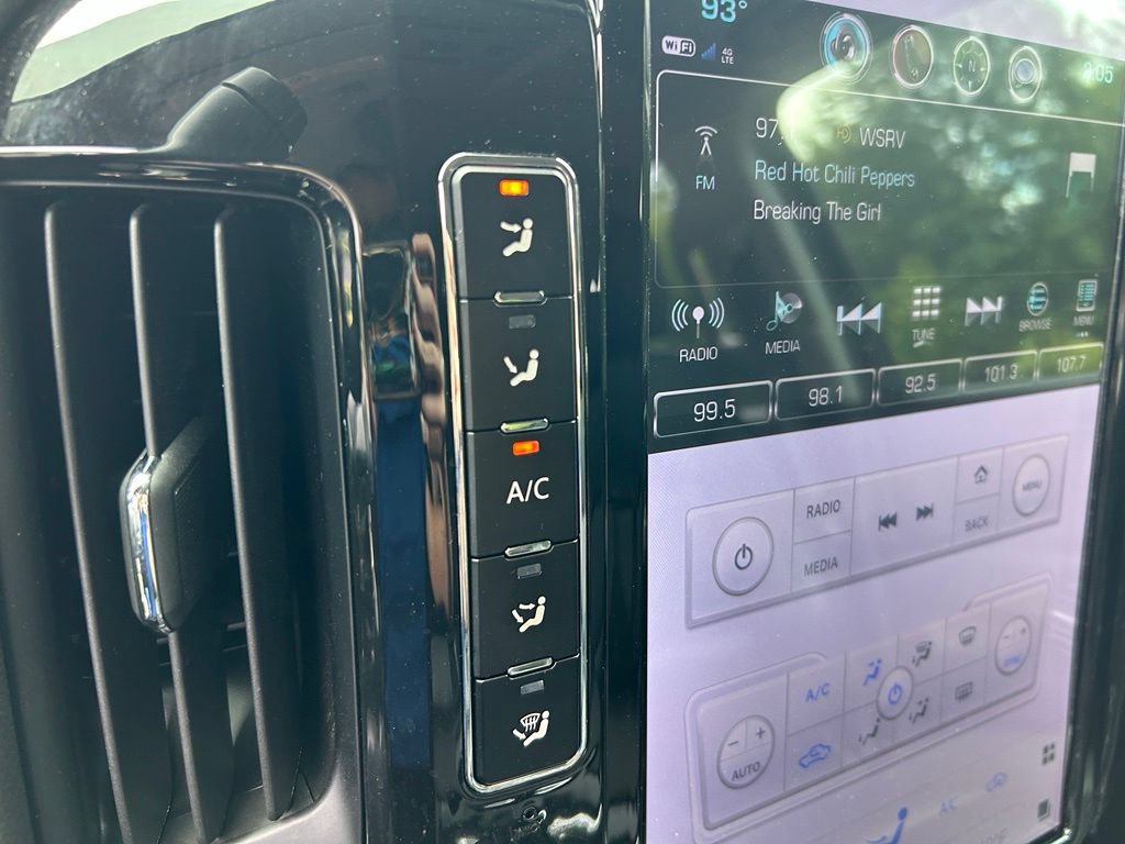 Used 2019 Chevrolet Silverado 2500 LTZ w/ Duramax Plus Package AWD/4WD image 30
