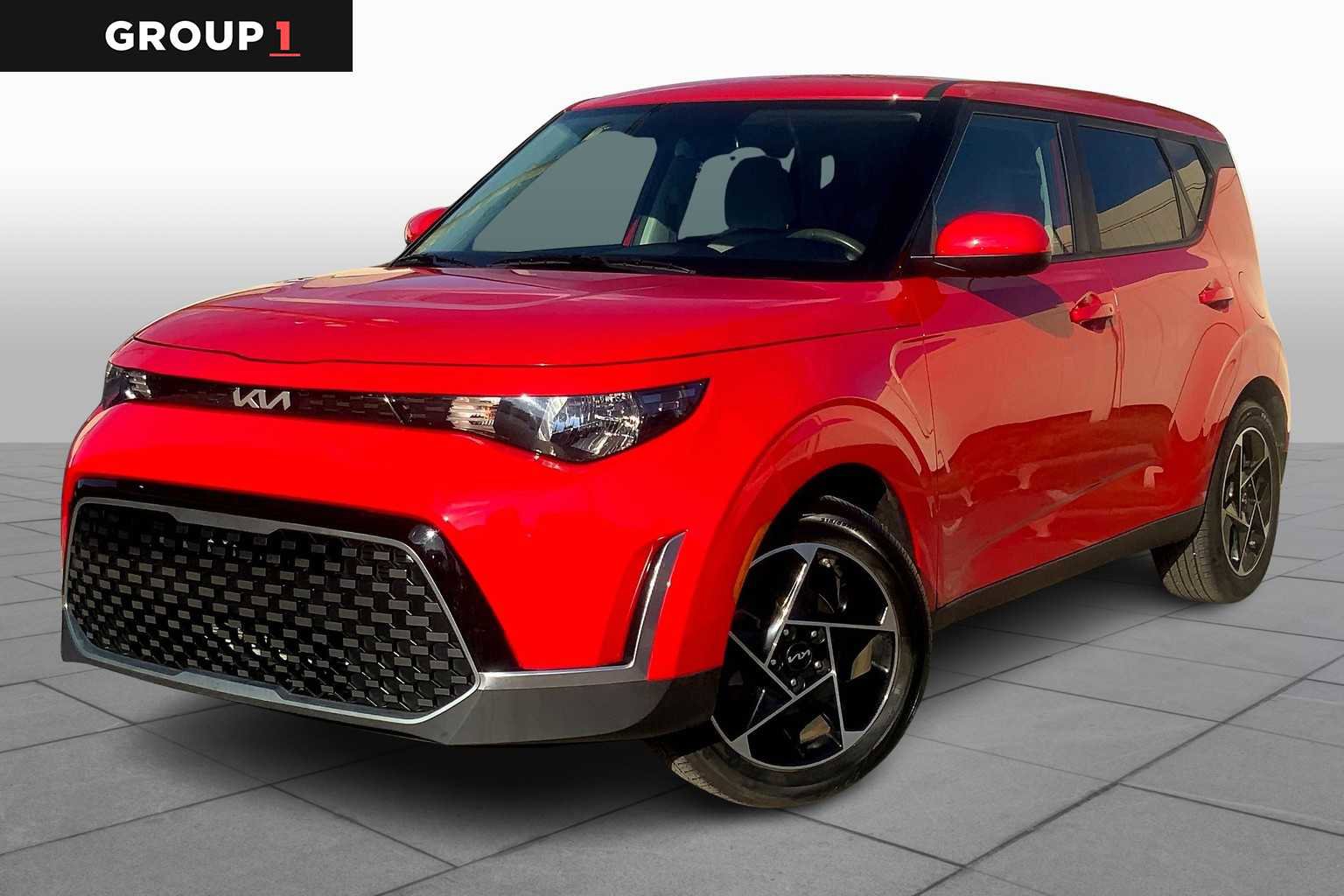 Certified 2024 Kia Soul EX image 1