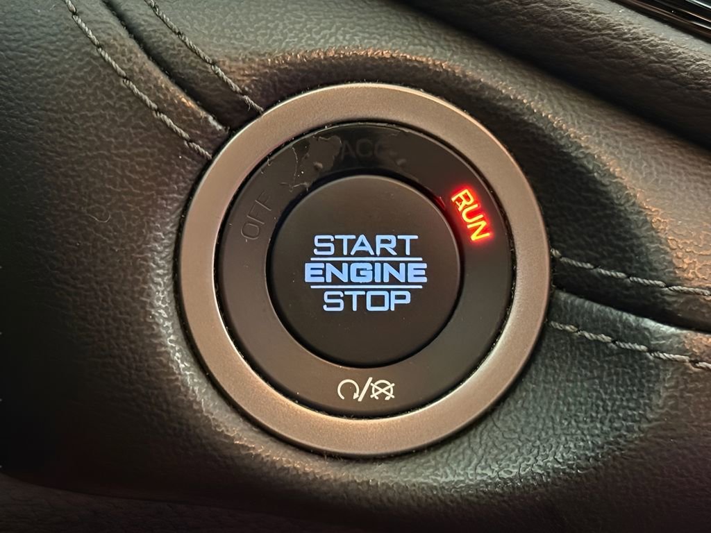 Used 2022 Dodge Durango SXT w/ Blacktop Package image 23