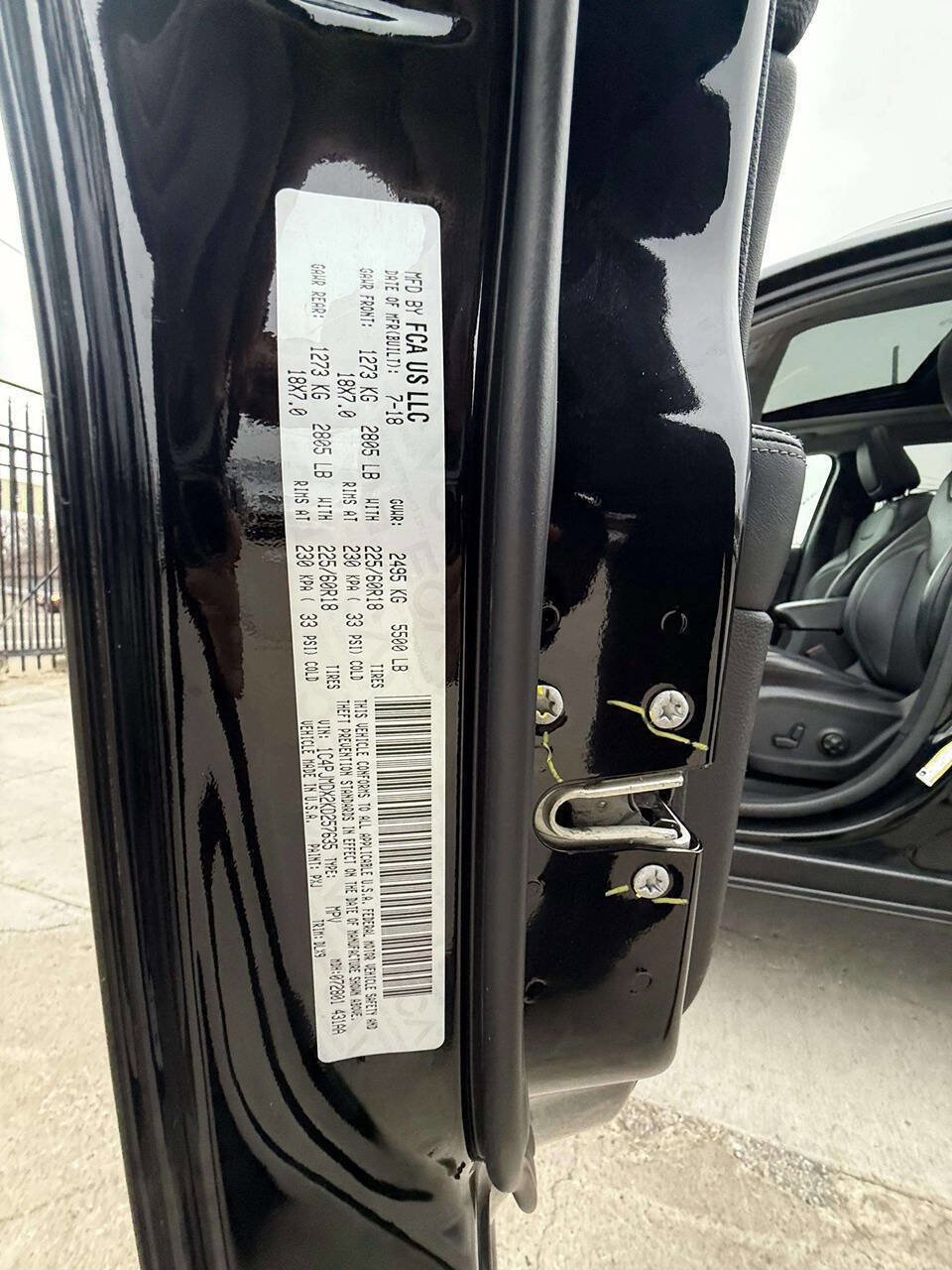 Used 2019 Jeep Cherokee Limited image 23