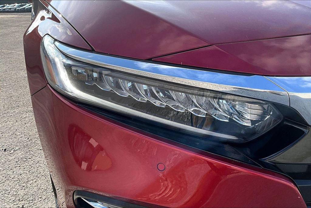 Used 2020 Honda Accord Touring image 32
