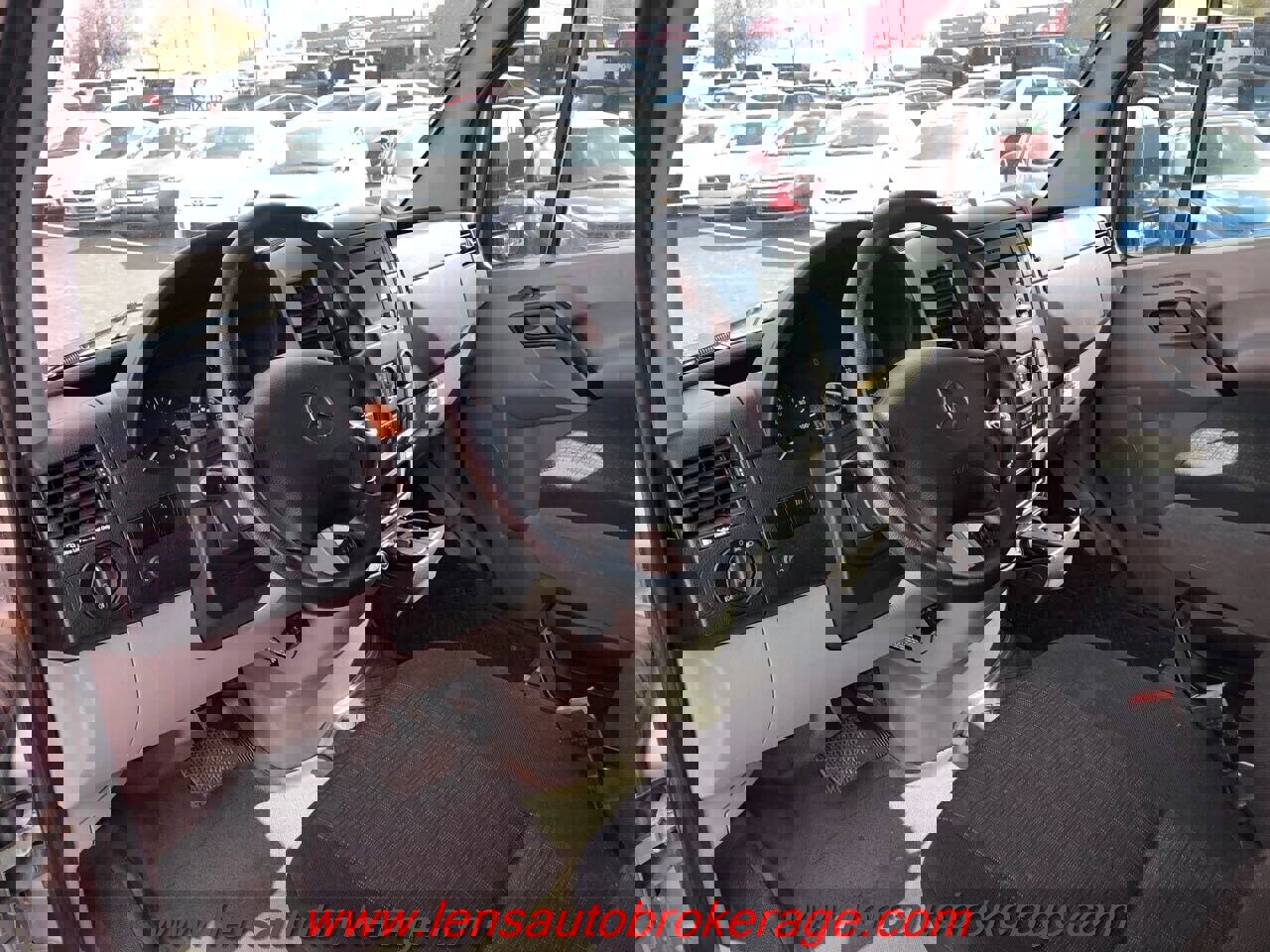 Used 2015 Mercedes-Benz Sprinter 2500 image 10