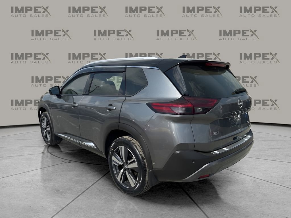 Used 2023 Nissan Rogue SL w/ SL Premium Package image 3