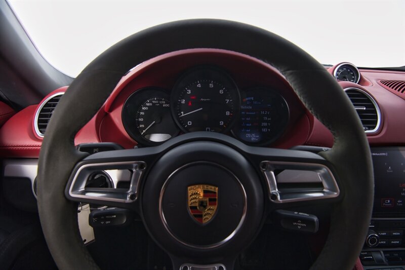 Used 2021 Porsche 718 Boxster Spyder RWD image 26