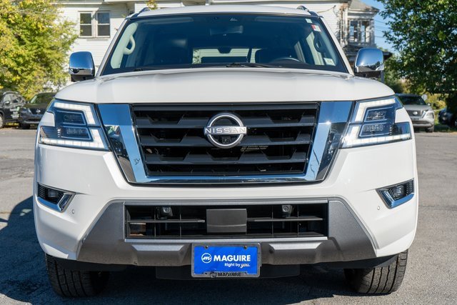 Used 2022 Nissan Armada Platinum w/ Captain's Chairs Package image 3