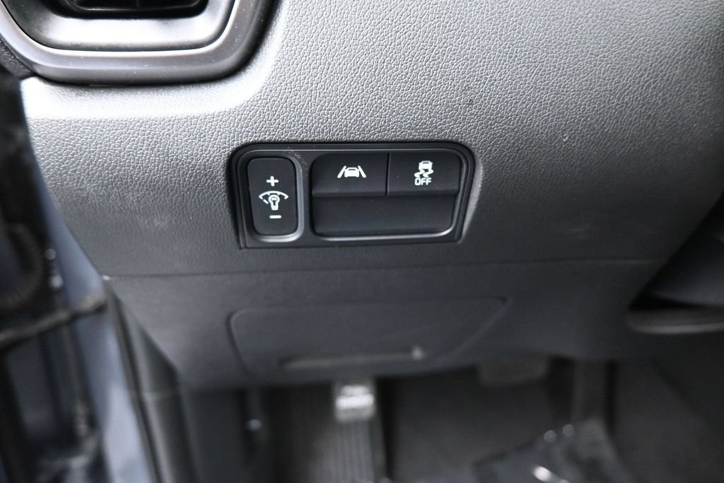 Used 2023 Kia Sorento LX FWD image 12