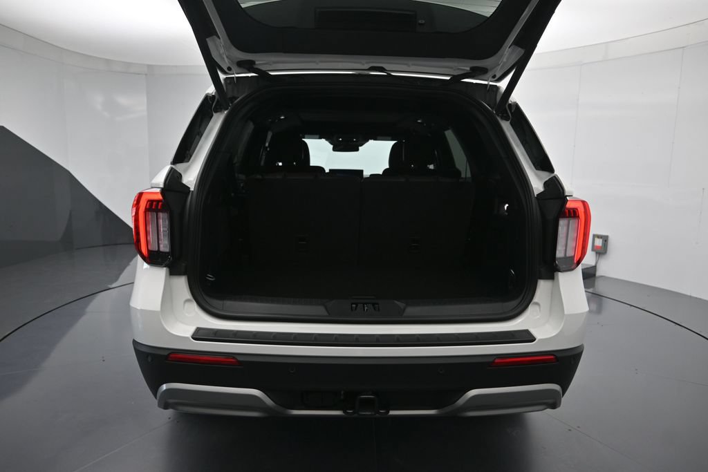 New 2026 Ford Explorer Platinum RWD image 26