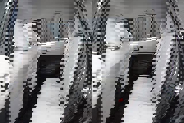 Used 2023 Toyota Corolla Cross L image 20