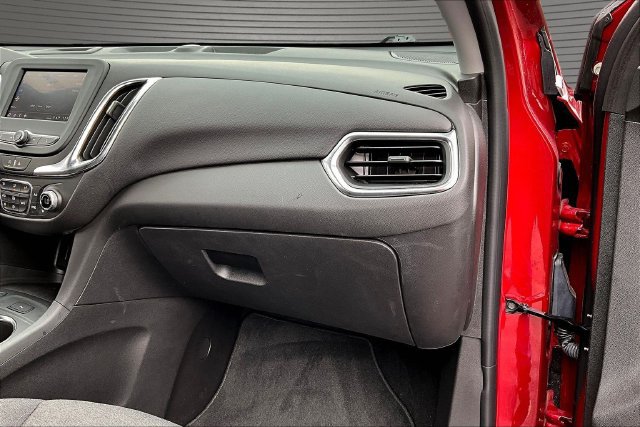 Used 2023 Chevrolet Equinox LT FWD image 25