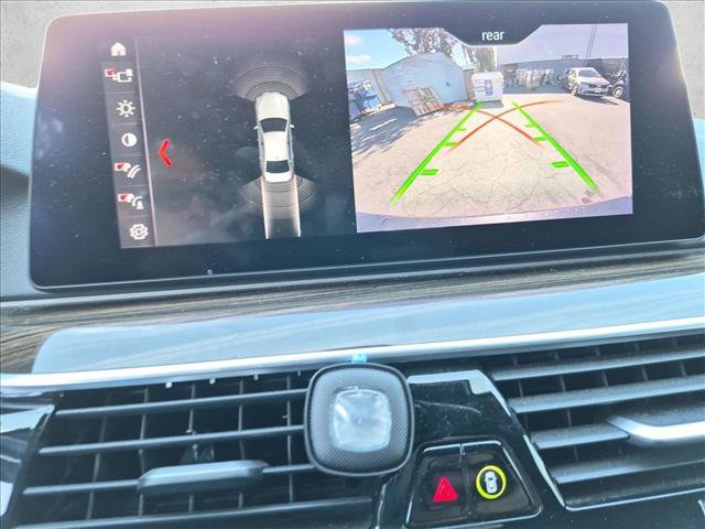Used 2019 BMW 530e RWD image 11