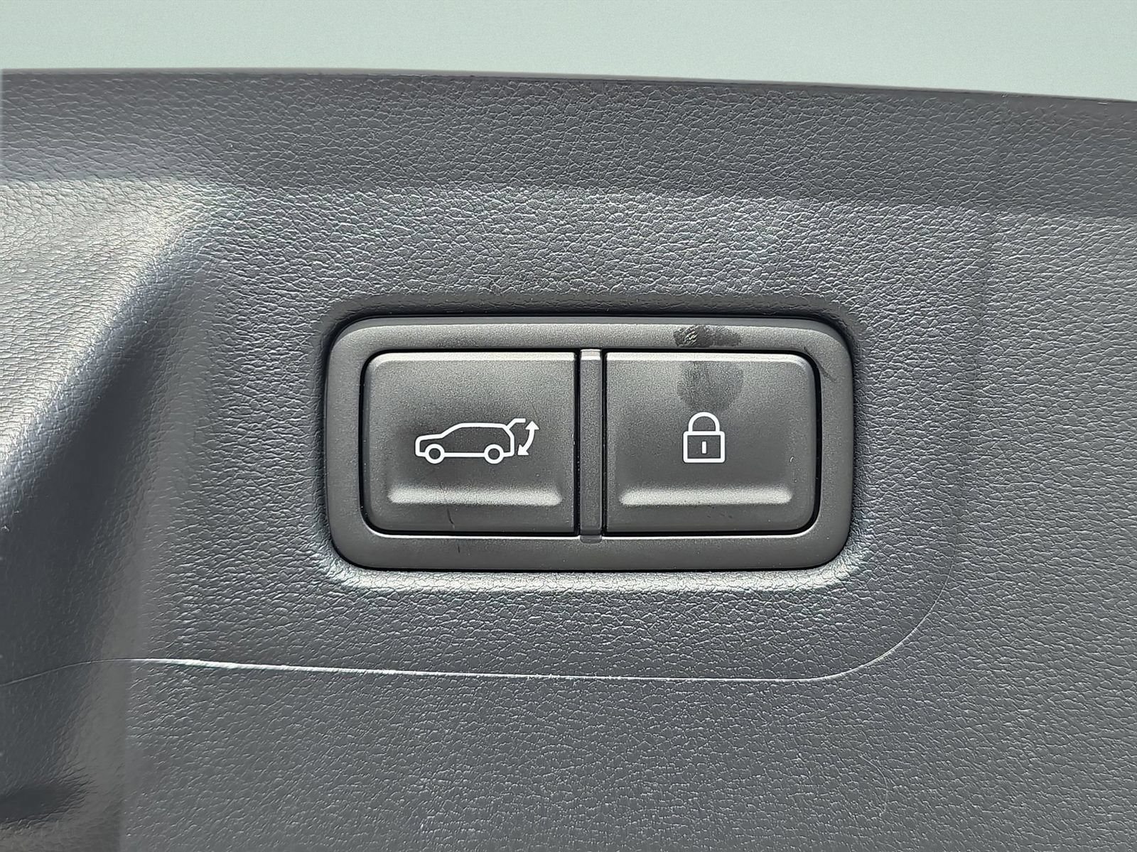 New 2026 Hyundai Santa Fe Calligraphy FWD image 9