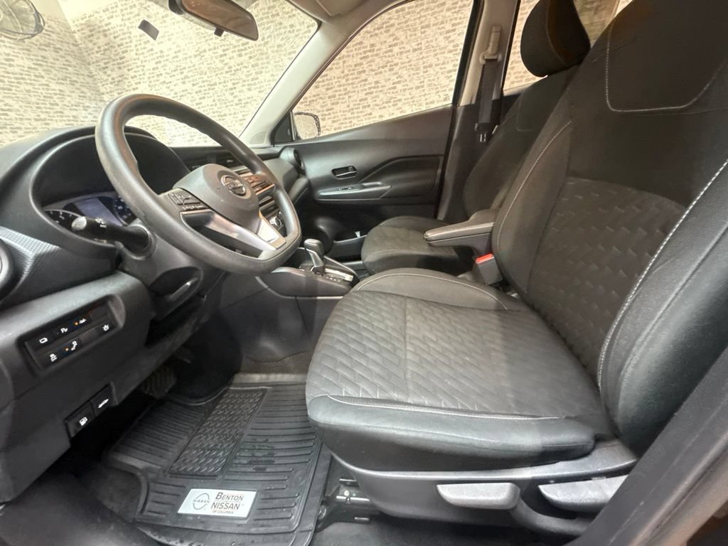 Used 2021 Nissan Kicks S FWD image 24