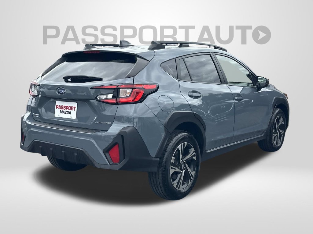 Used 2024 Subaru Crosstrek 2.0i Premium AWD/4WD image 5