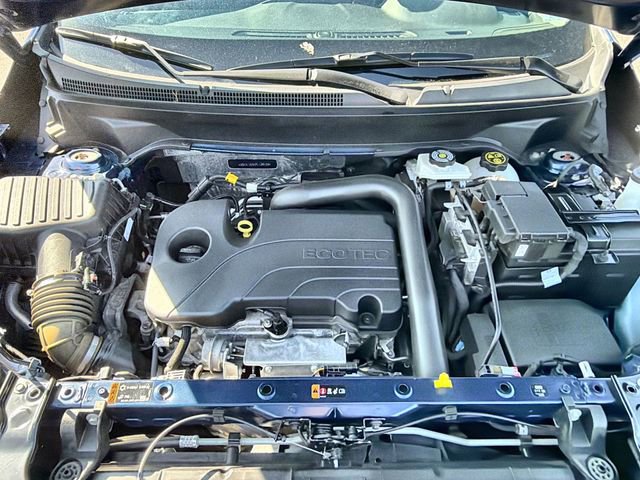 Certified 2023 GMC Terrain SLT image 28