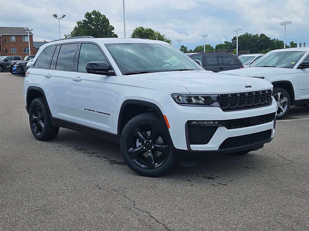 New 2026 Jeep Grand Cherokee Limited w/ Limited Altitude Package AWD/4WD image 30