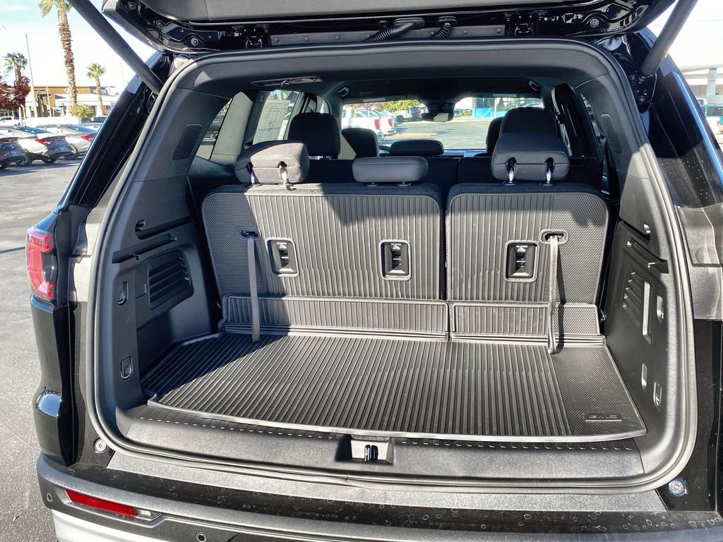 New 2026 GMC Acadia Elevation w/ LPO, Floor Liner Package image 37