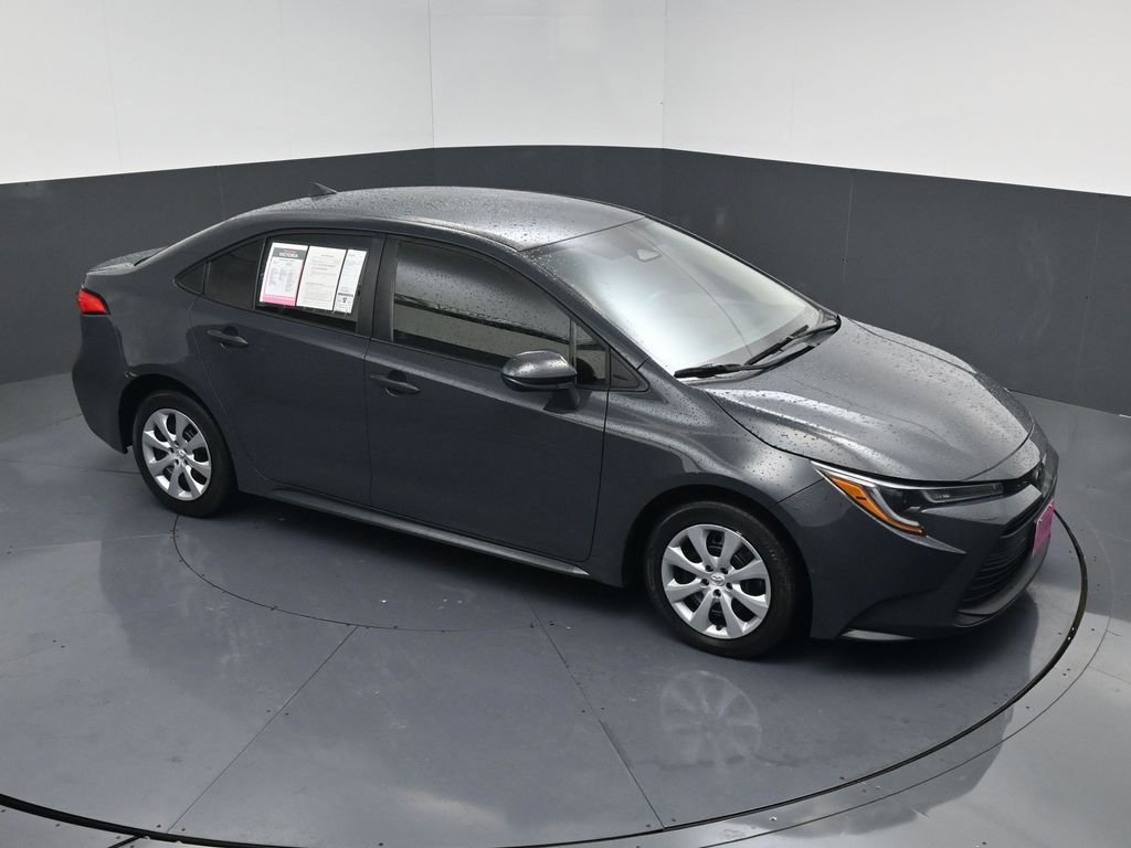 Used 2023 Toyota Corolla LE image 13
