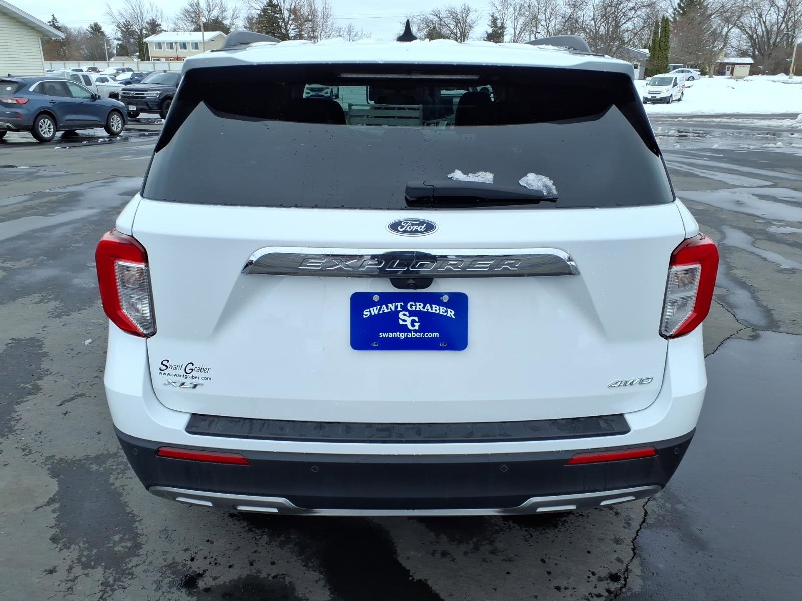Certified 2023 Ford Explorer XLT w/ Equipment Group 202A AWD/4WD image 5