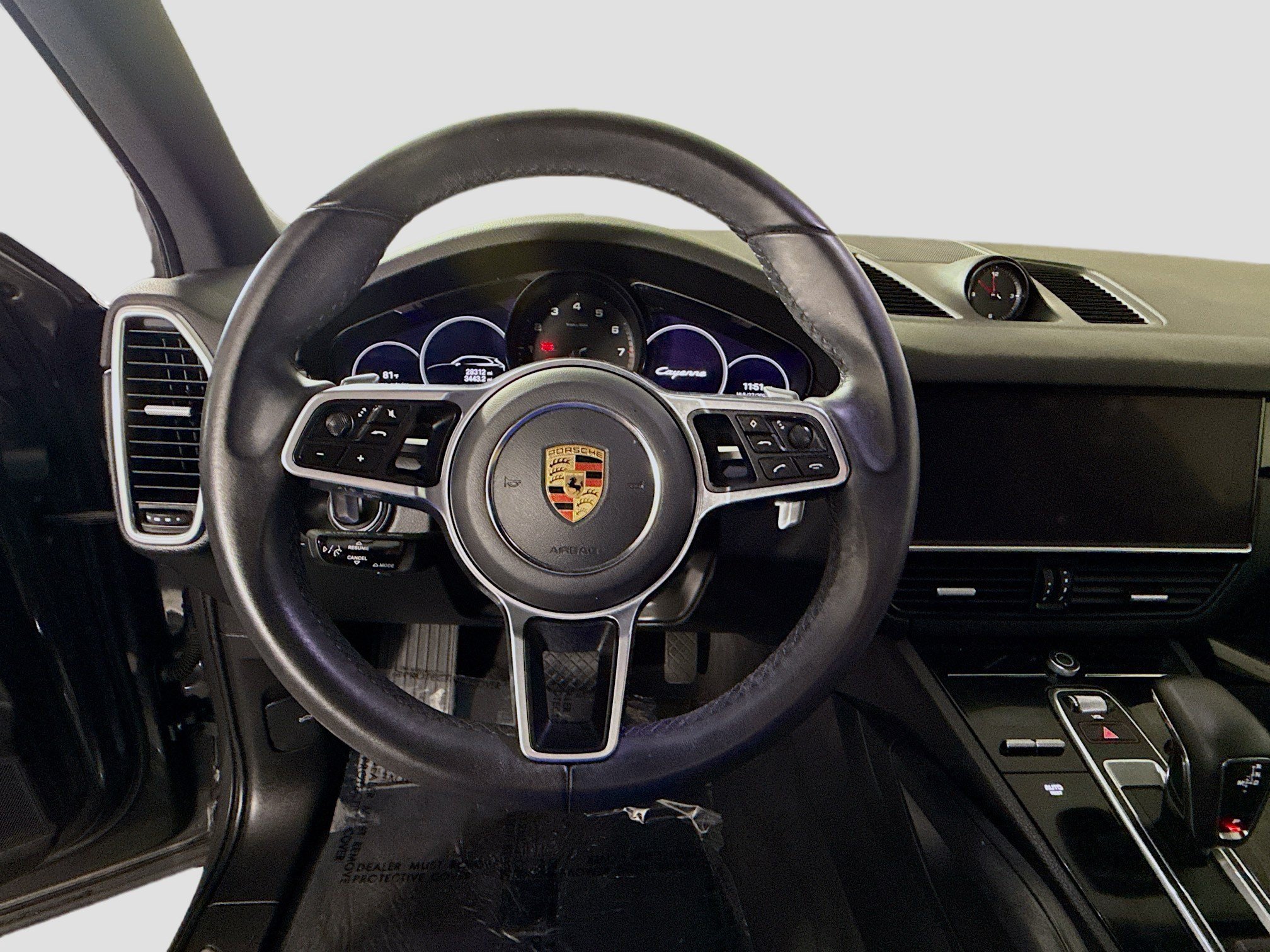 Used 2023 Porsche Cayenne AWD/4WD image 13