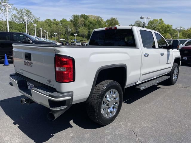 Used 2019 GMC Sierra 2500 Denali w/ Duramax Plus Package AWD/4WD image 6