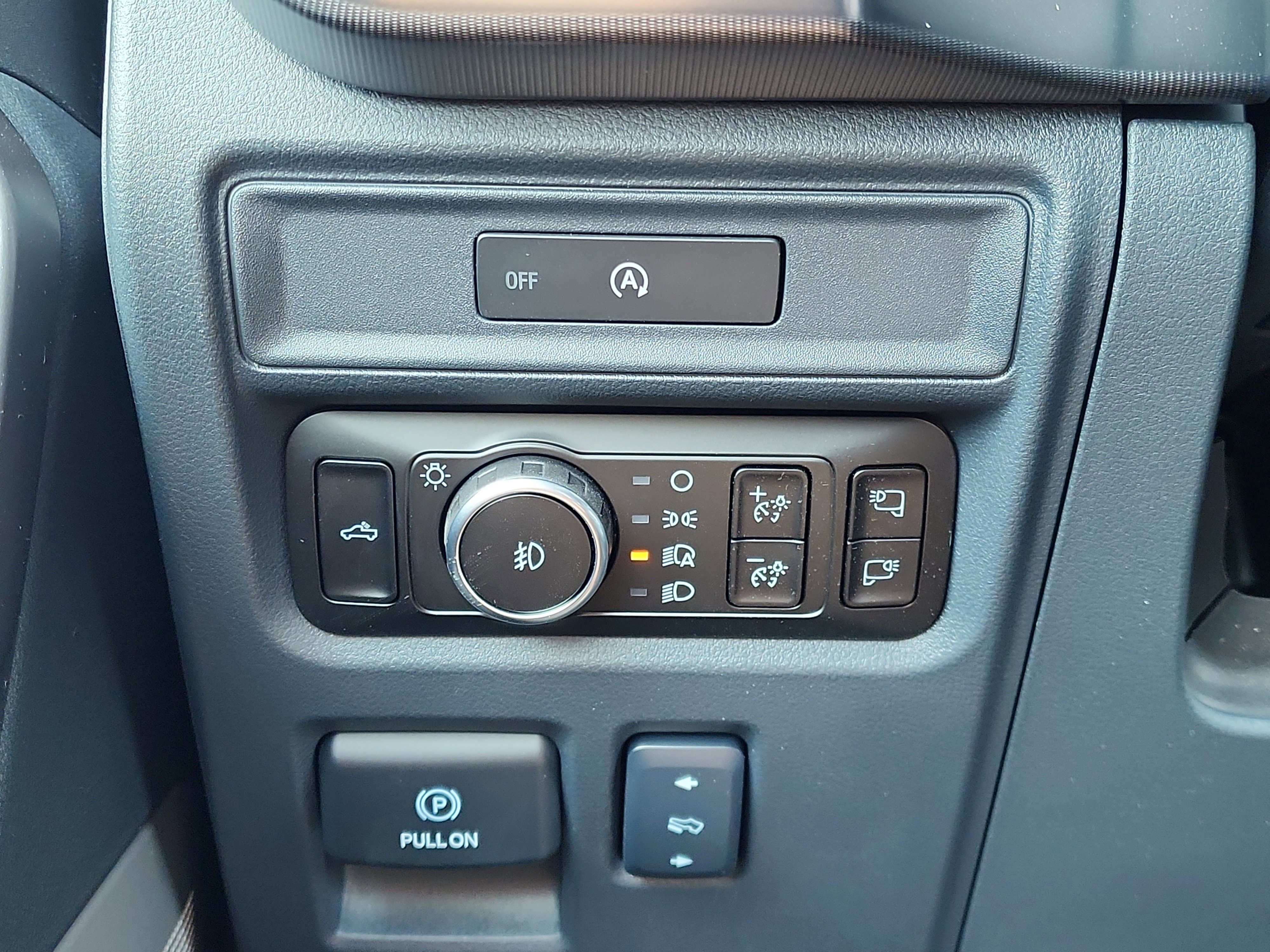 New 2025 Ford F150 Lariat image 16