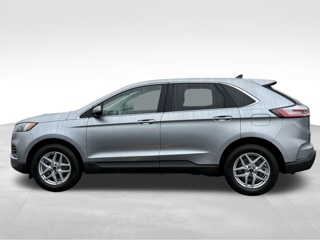 Certified 2024 Ford Edge SEL w/ Convenience Package image 4