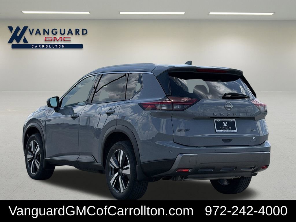 Used 2024 Nissan Rogue SL FWD image 6