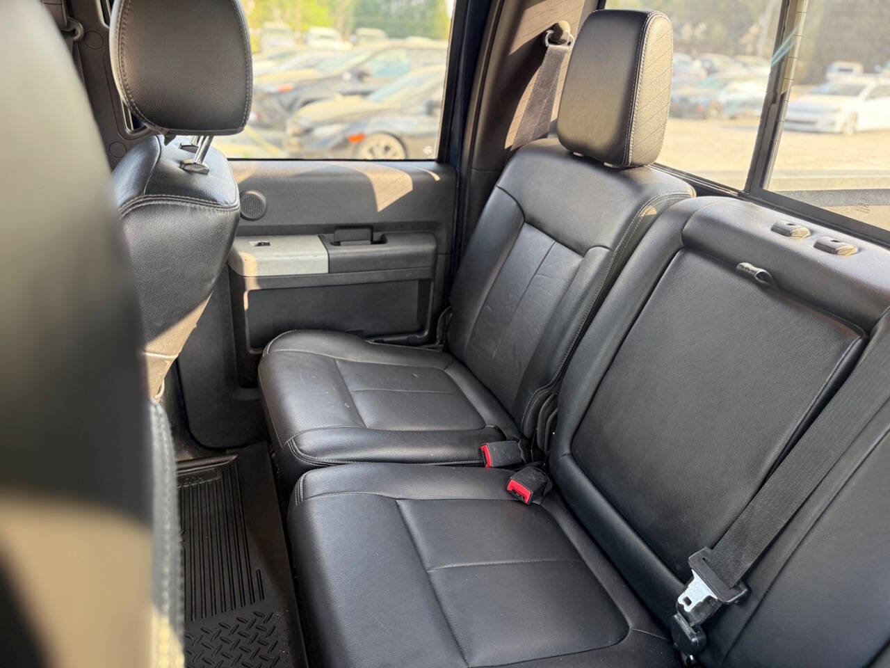 Used 2015 Ford F250 Lariat w/ Lariat Ultimate Package image 16