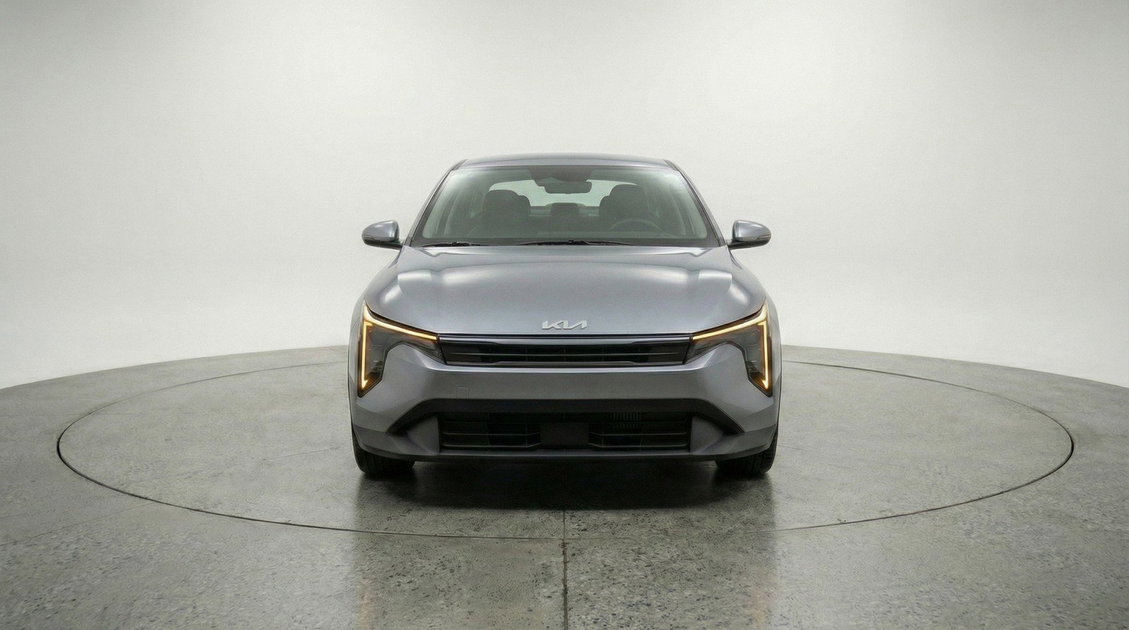 Used 2025 Kia K4 LXS image 2