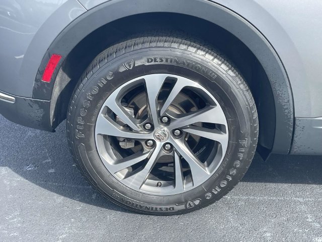 Used 2022 Buick Envision Essence w/ Safety Package FWD image 9