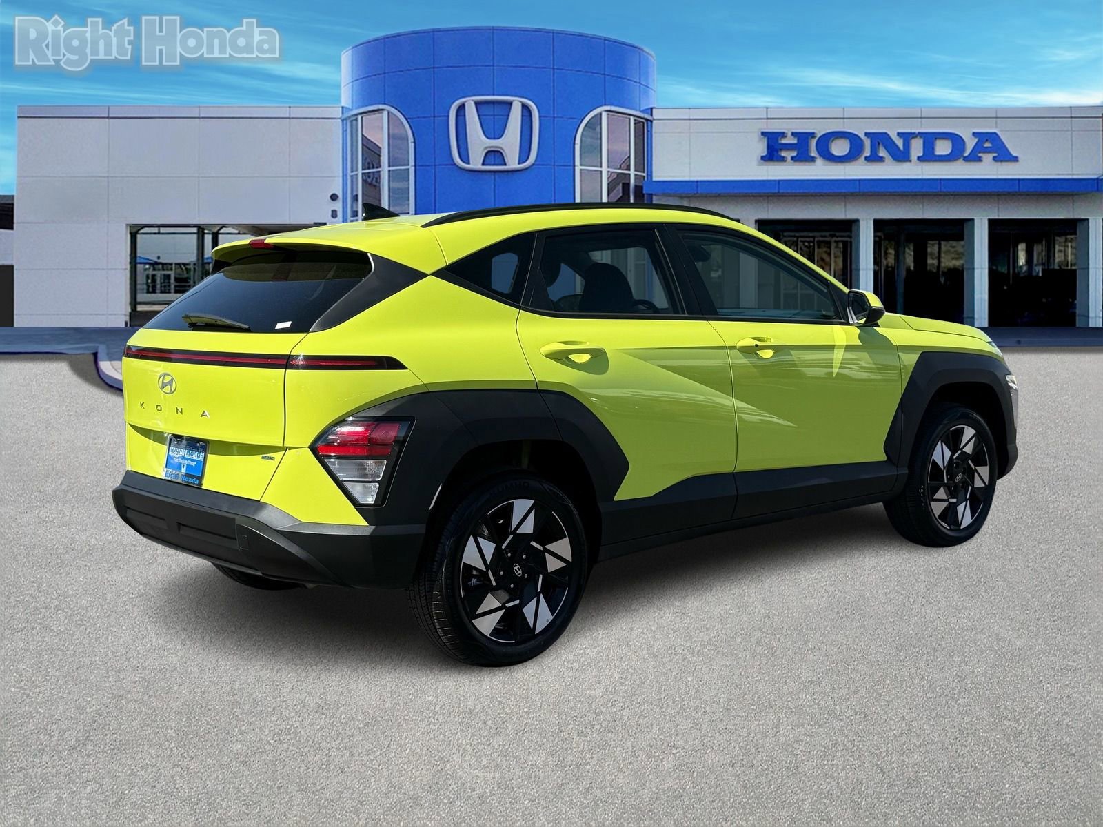 Used 2025 Hyundai Kona SEL image 8