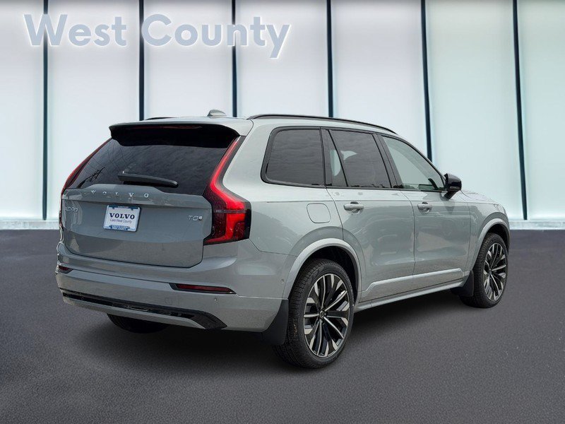New 2026 Volvo XC90 T8 Ultra w/ Lounge Package AWD/4WD image 3