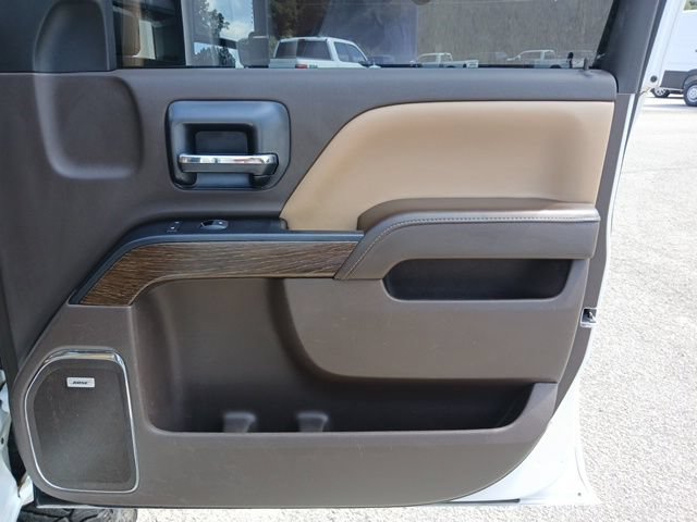 Used 2017 GMC Sierra 2500 Denali w/ Duramax Plus Package AWD/4WD image 36