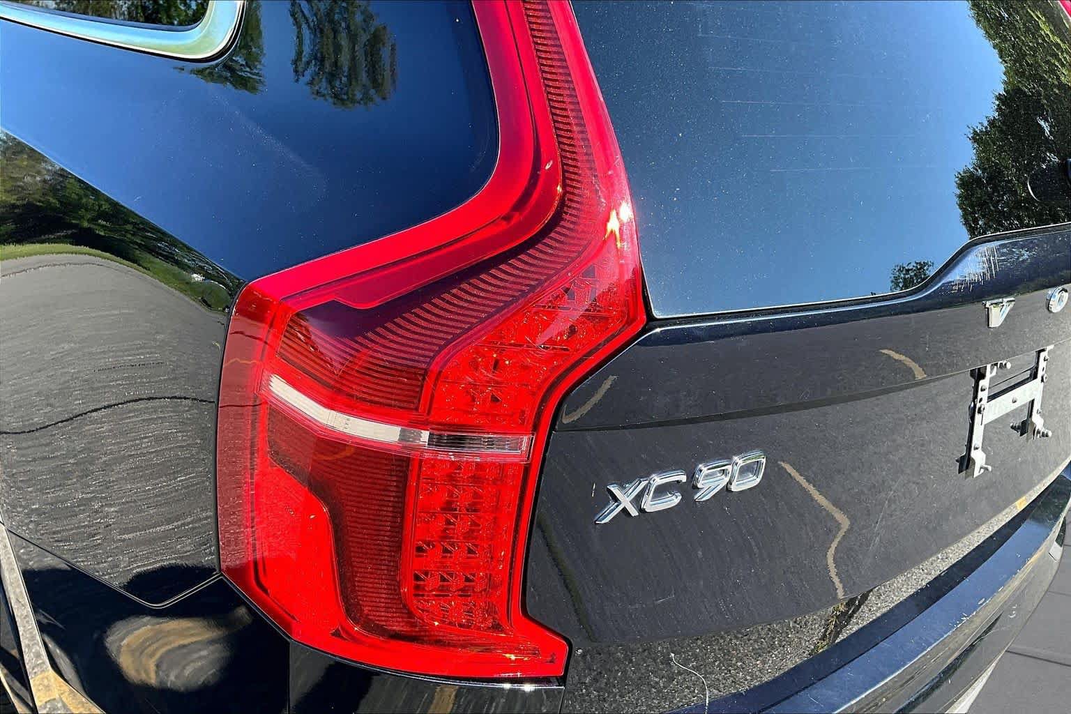 Used 2017 Volvo XC90 T8 Inscription w/ Vision Package AWD/4WD image 28