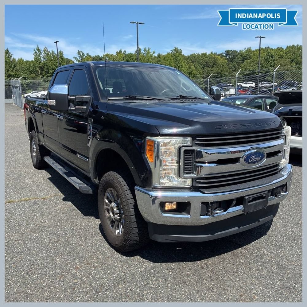 Used 2017 Ford F250 XLT w/ XLT Premium Package AWD/4WD image 1