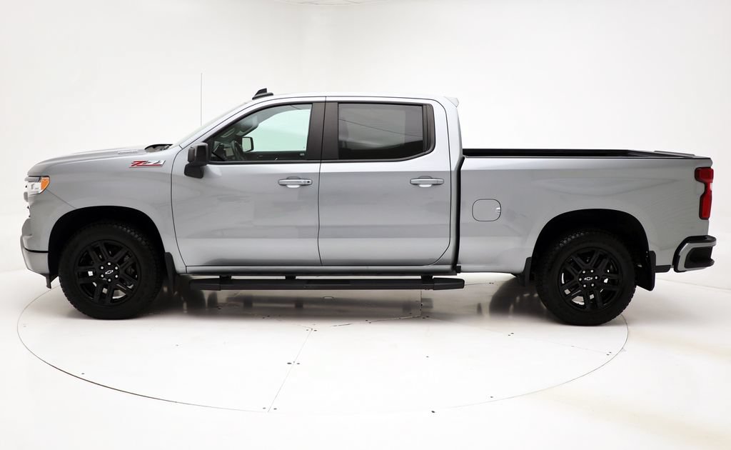 Used 2024 Chevrolet Silverado 1500 RST w/ Convenience Package II AWD/4WD image 5
