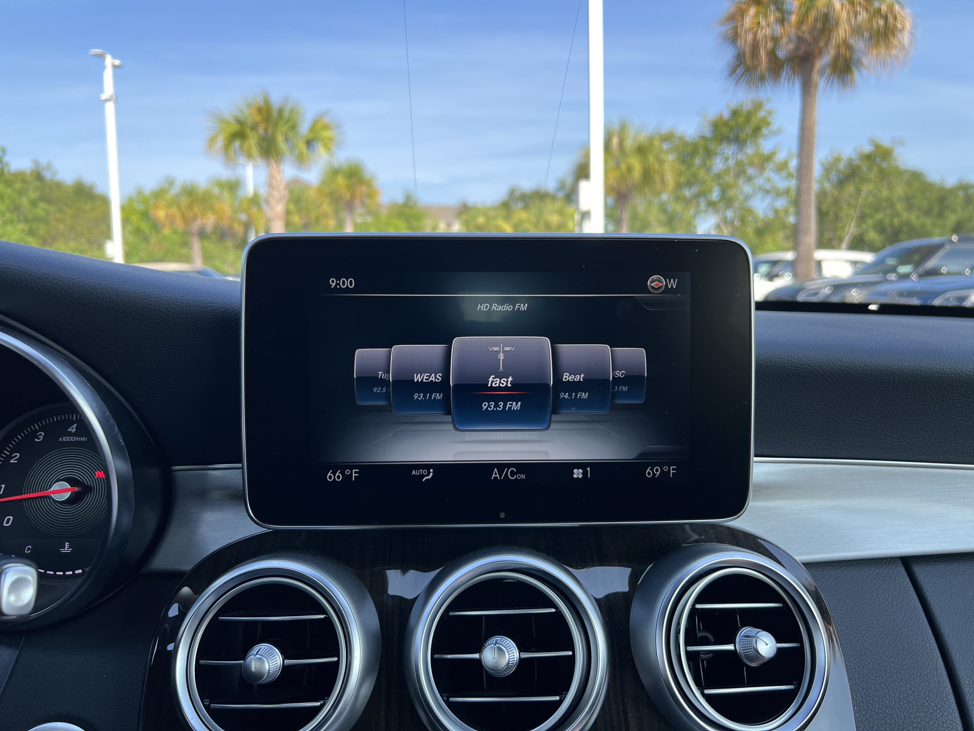 Used 2018 Mercedes-Benz C 300 4MATIC Cabriolet image 23