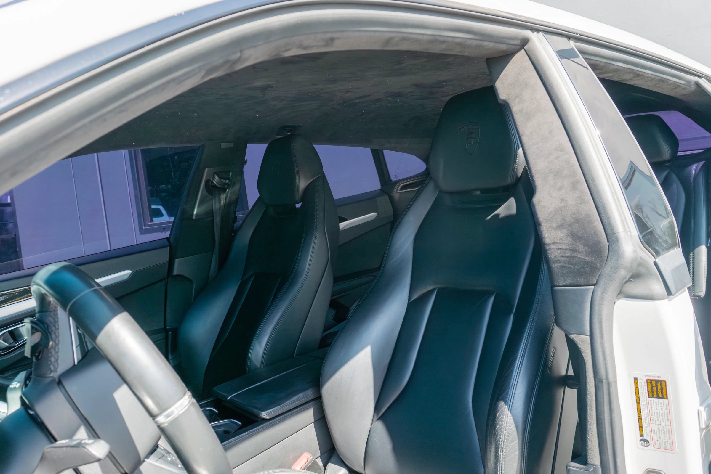 Used 2019 Lamborghini Urus AWD/4WD image 12
