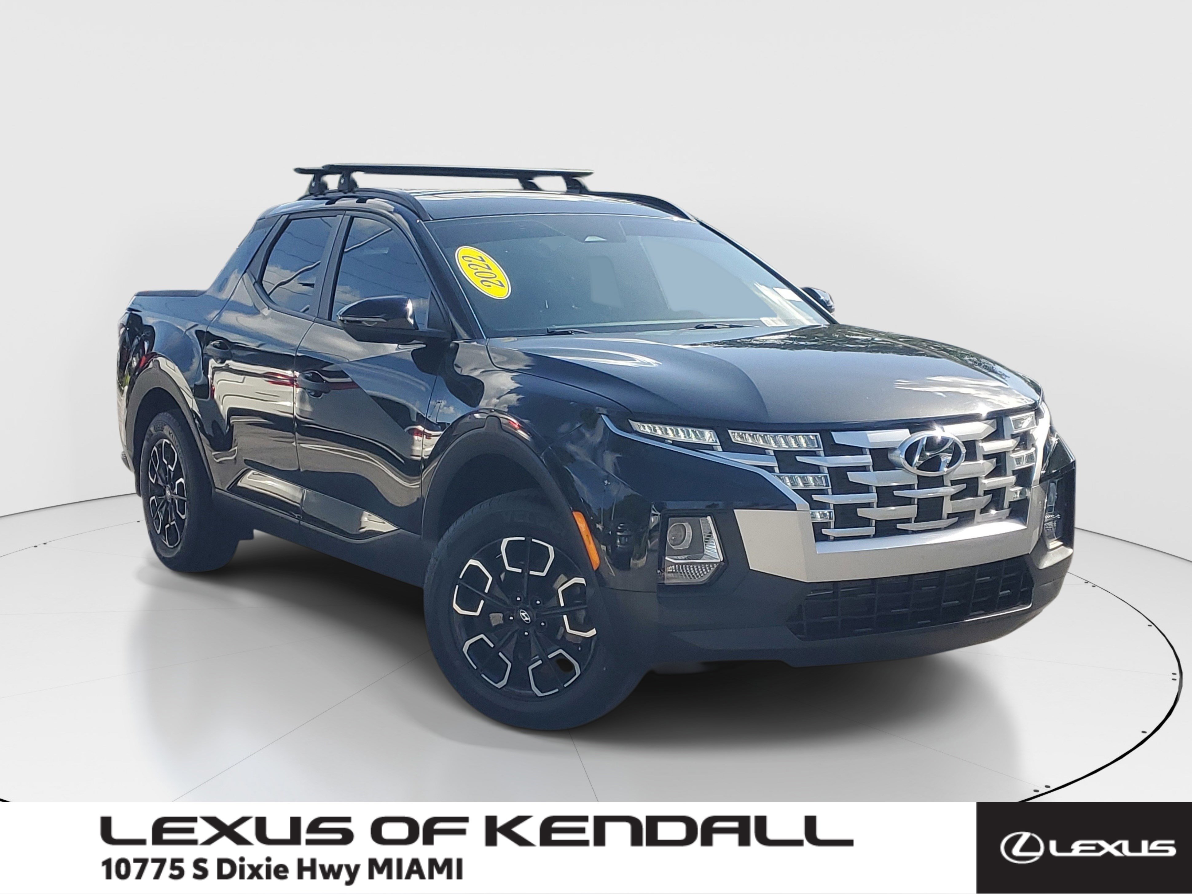 Used 2022 Hyundai Santa Cruz SEL w/ Activity Package FWD image 1
